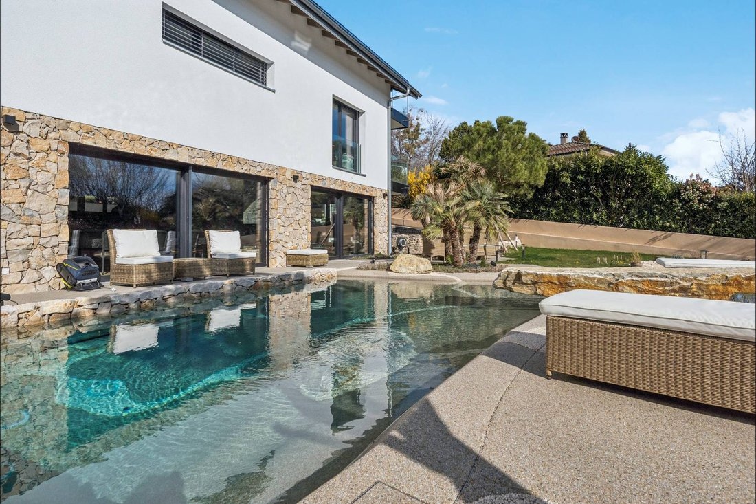 Exceptional Property With Pool &Amp; Spa