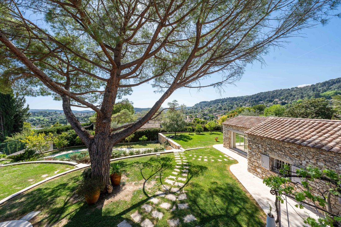 Villa in Centre du Village, La Colle-sur-Loup, France 2 - 17830428