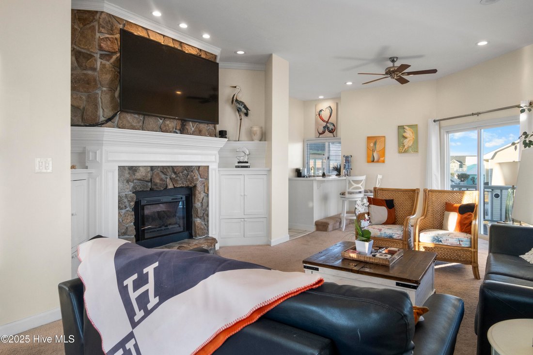 House in North Topsail Beach, North Carolina, United States 3 - 17822628