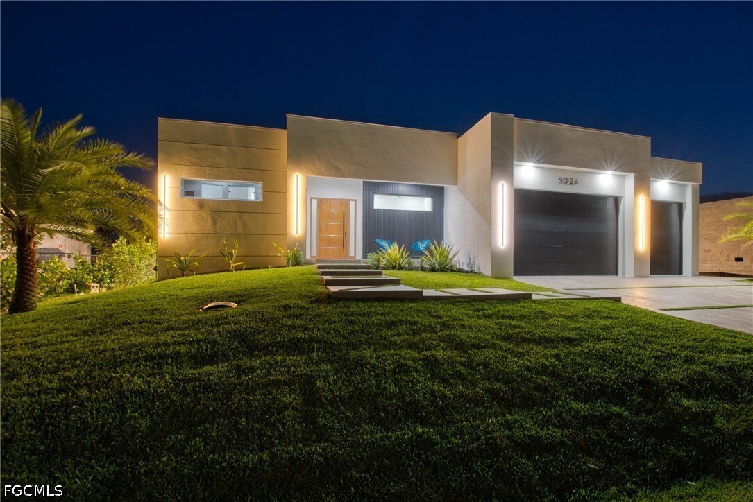 House in Cape Coral, Florida, United States 2 - 17825204