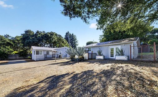 Penngrove, California, United States 1