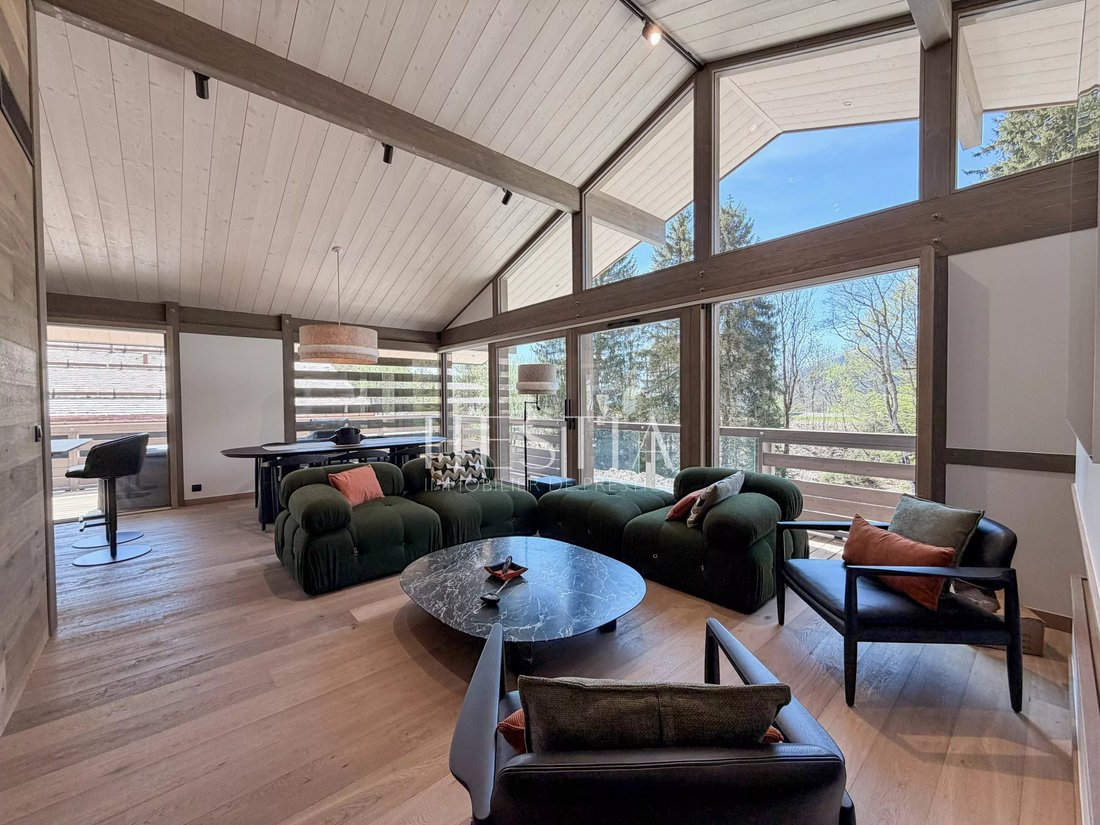 Chalet in Les Gets, Auvergne-Rhône-Alpes, France 2 - 17829178