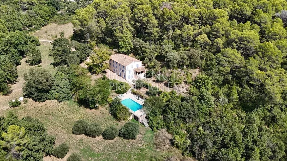 Estate in Ouest, Lorgues, France 4 - 17825224
