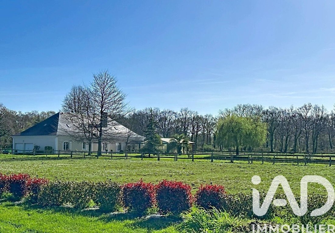 House in Heric, Pays de la Loire, France 1 - 17832857