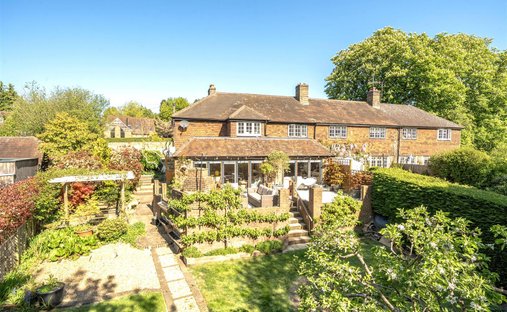 Haus in Almshouse Common, Haslemere, England 1