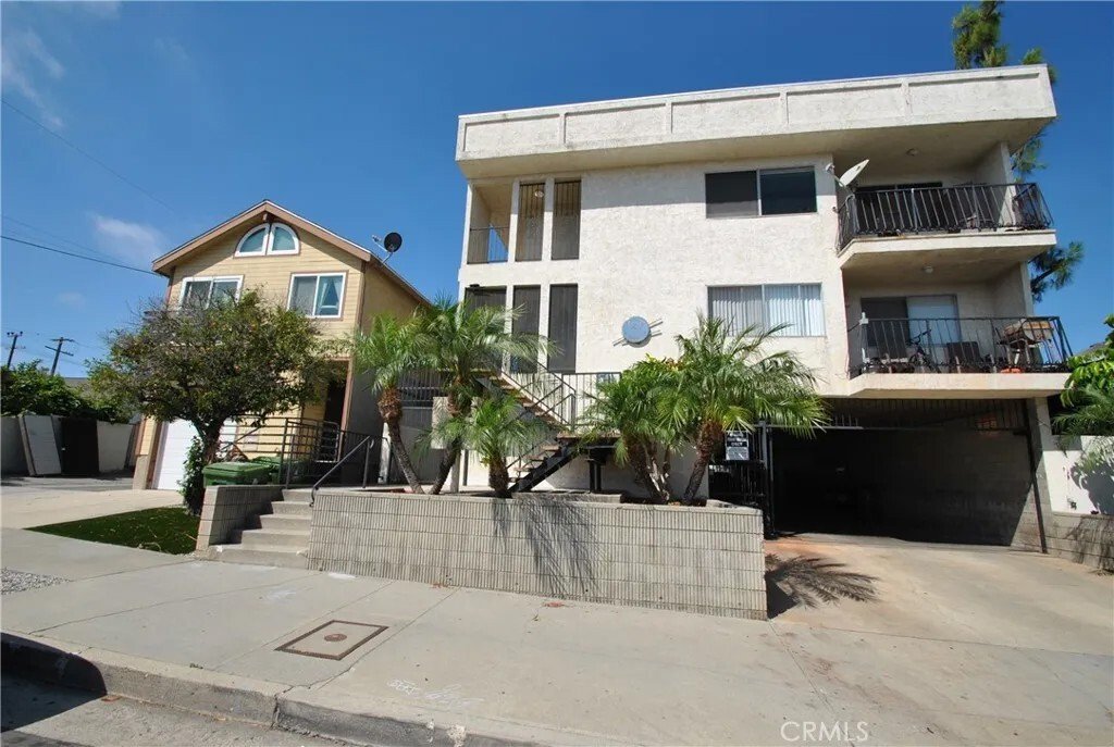 Los Angeles, California, United States 1 - 17665676