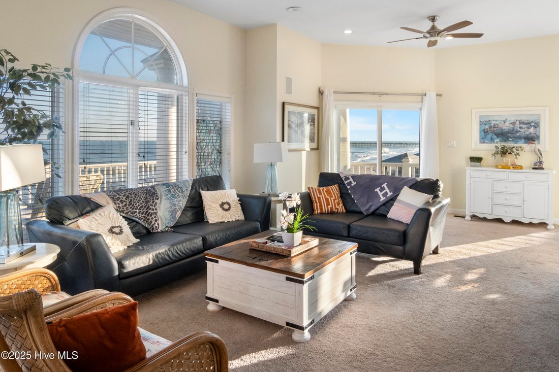 House in North Topsail Beach, North Carolina, United States 2 - 17822628