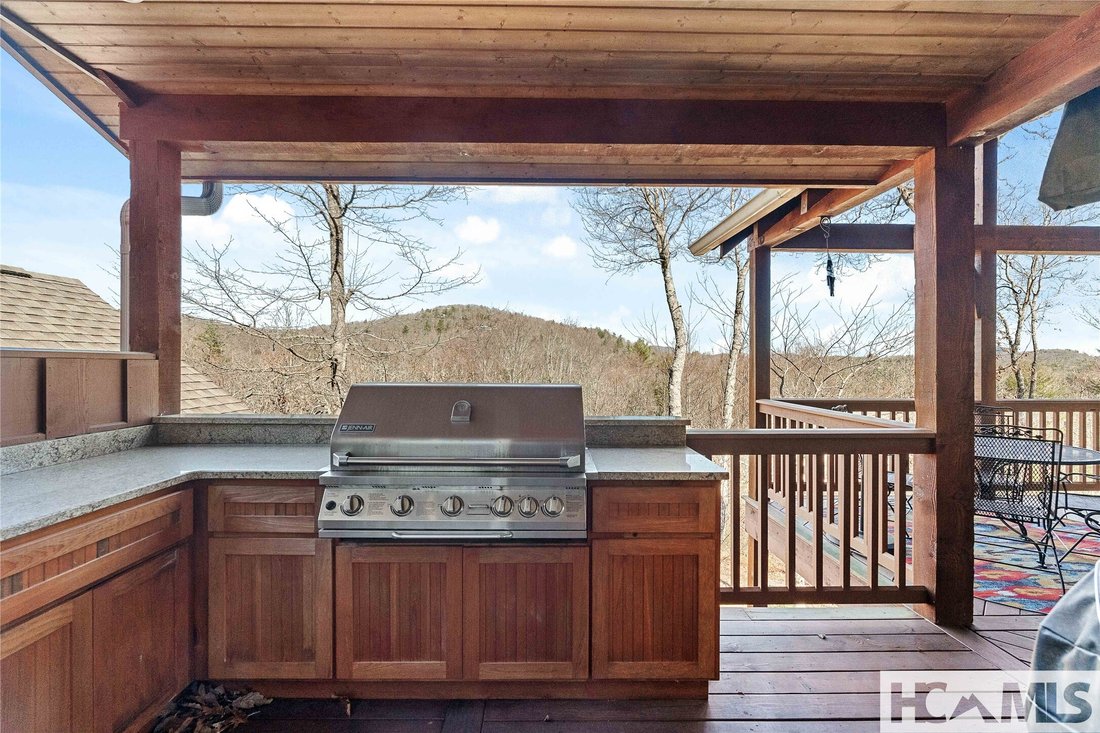 House in Highlands, North Carolina, United States 4 - 17832353
