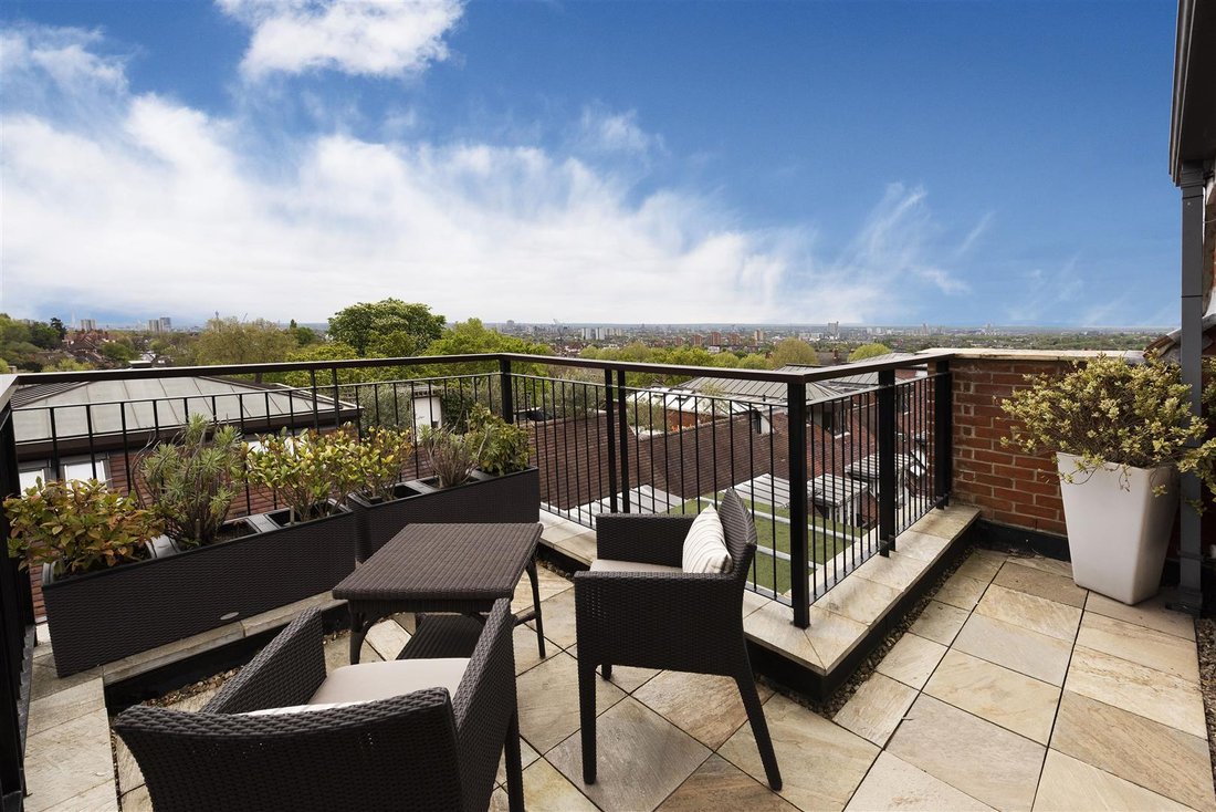Apartment in Hampstead, Camden, England 3 - 16741249