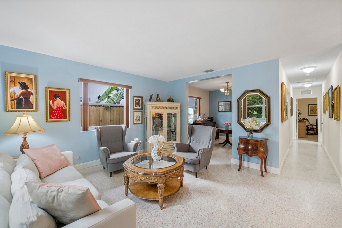 House in Miami, Florida, United States 3 - 17820873