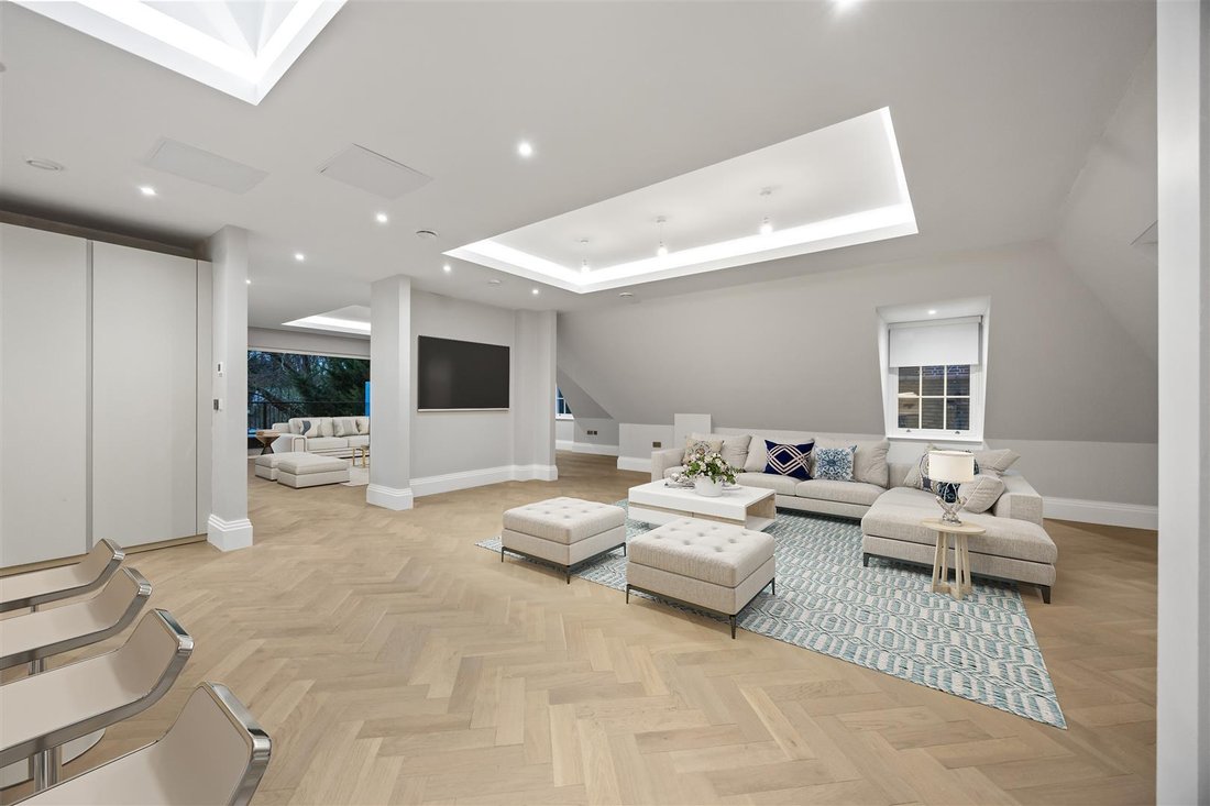 Apartment in Hampstead Garden Suburb, Barnet, England 4 - 16741254
