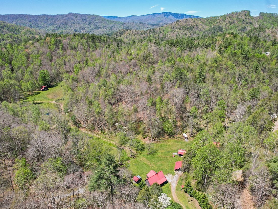 House in Clyde, North Carolina, United States 5 - 17826045