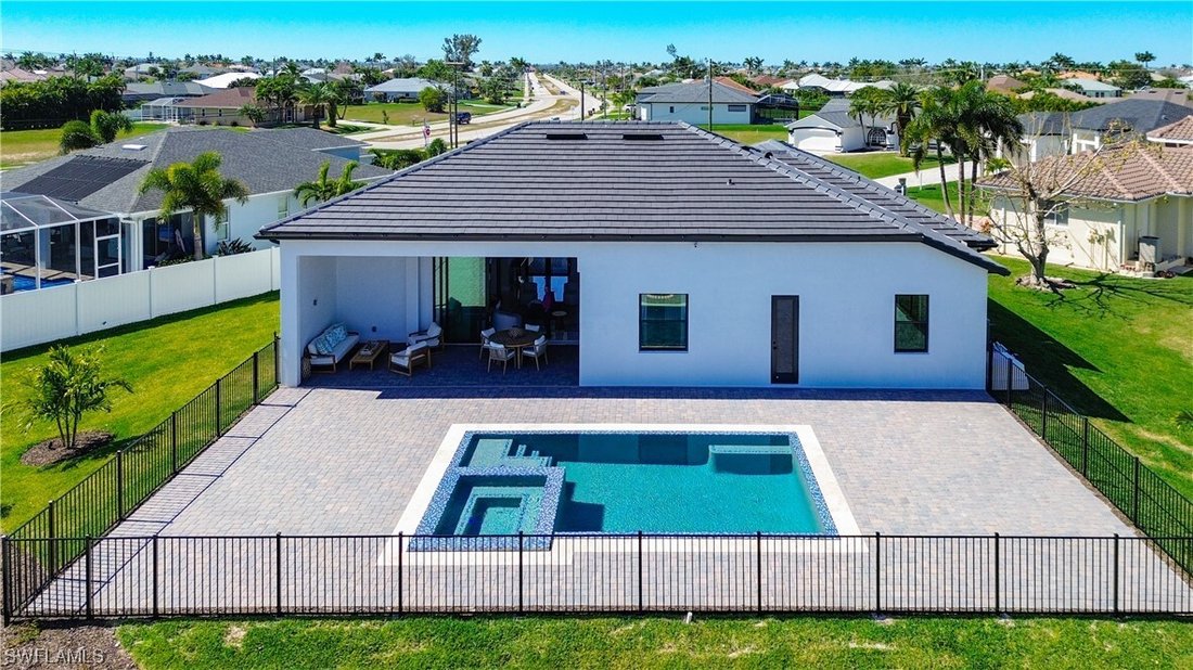 House in Cape Coral, Florida, United States 2 - 17819964