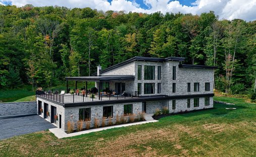 House in Sainte-Catherine-de-Hatley, Quebec, Canada 1