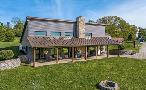 House in Corning, Ohio, United States 1