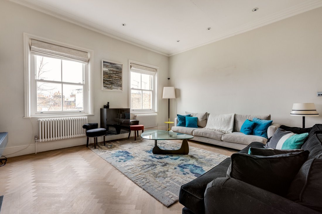 Apartment in The Boltons, Kensington And Chelsea, England 2 - 17819398