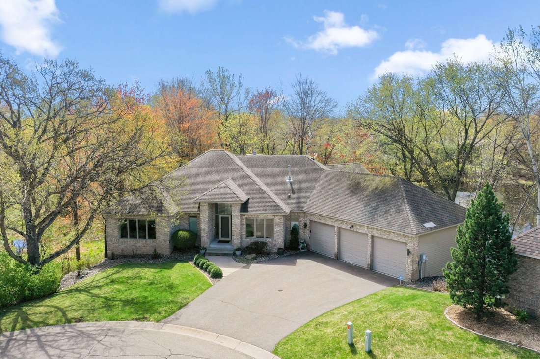House in Plymouth, Minnesota, United States 1 - 17827759