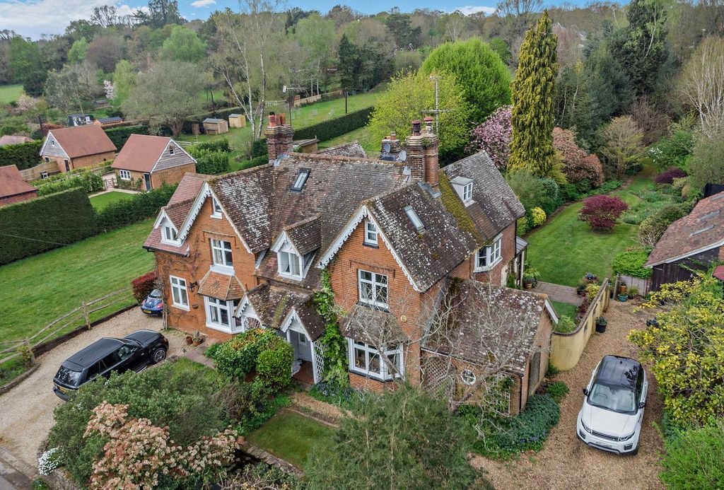 House in Albury, Guildford, England 1 - 17822413
