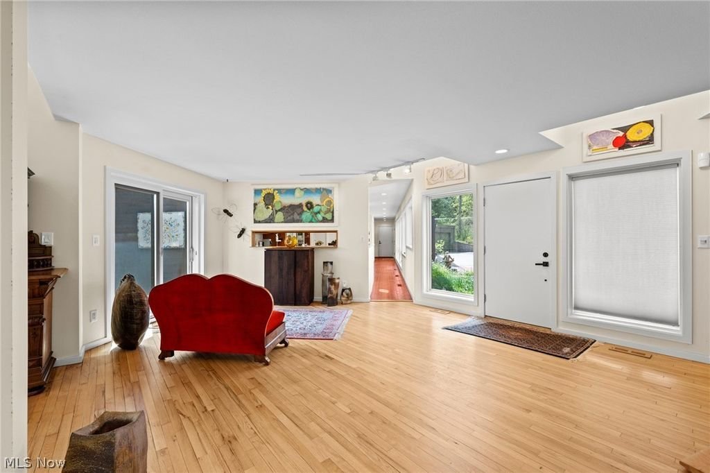 House in Novelty, Ohio, United States 4 - 17826311