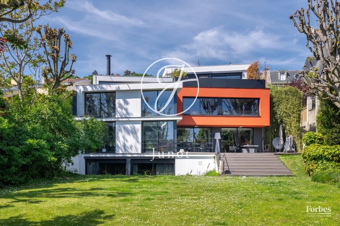 House in Saint-Cloud, Ile-de-France, France 1 - 15688180