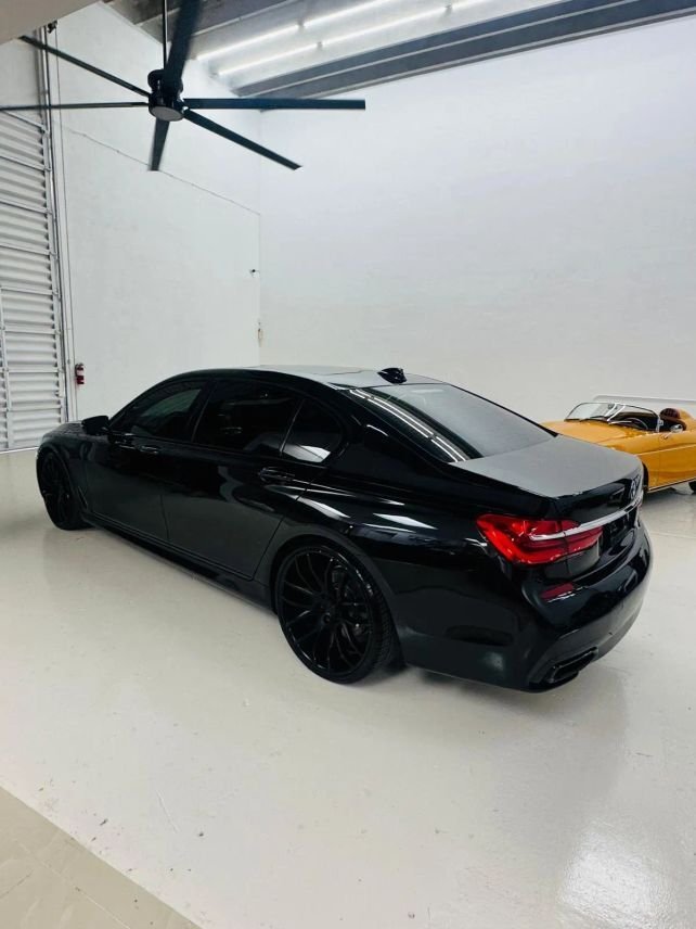 Sedan in Hollywood, FL, United States 4 - 14903681