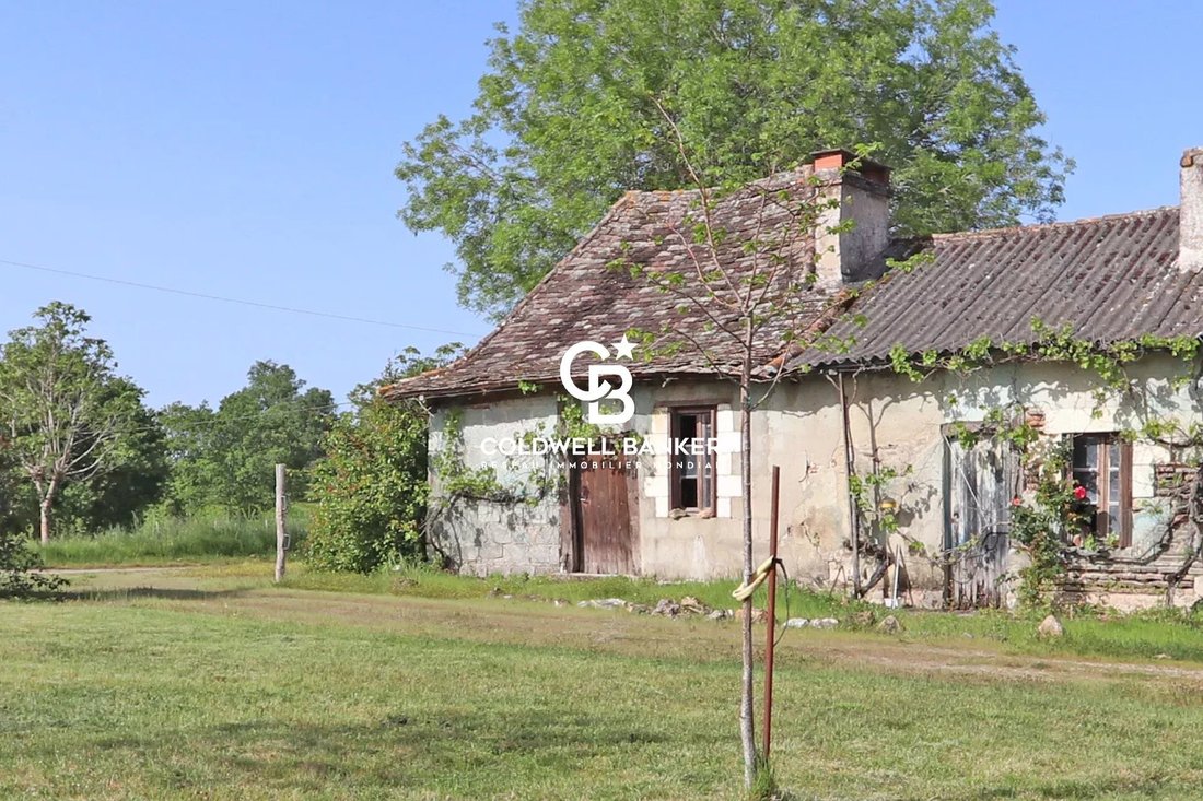 Estate in Saint-Michel-de-Double, Nouvelle-Aquitaine, France 4 - 17770311