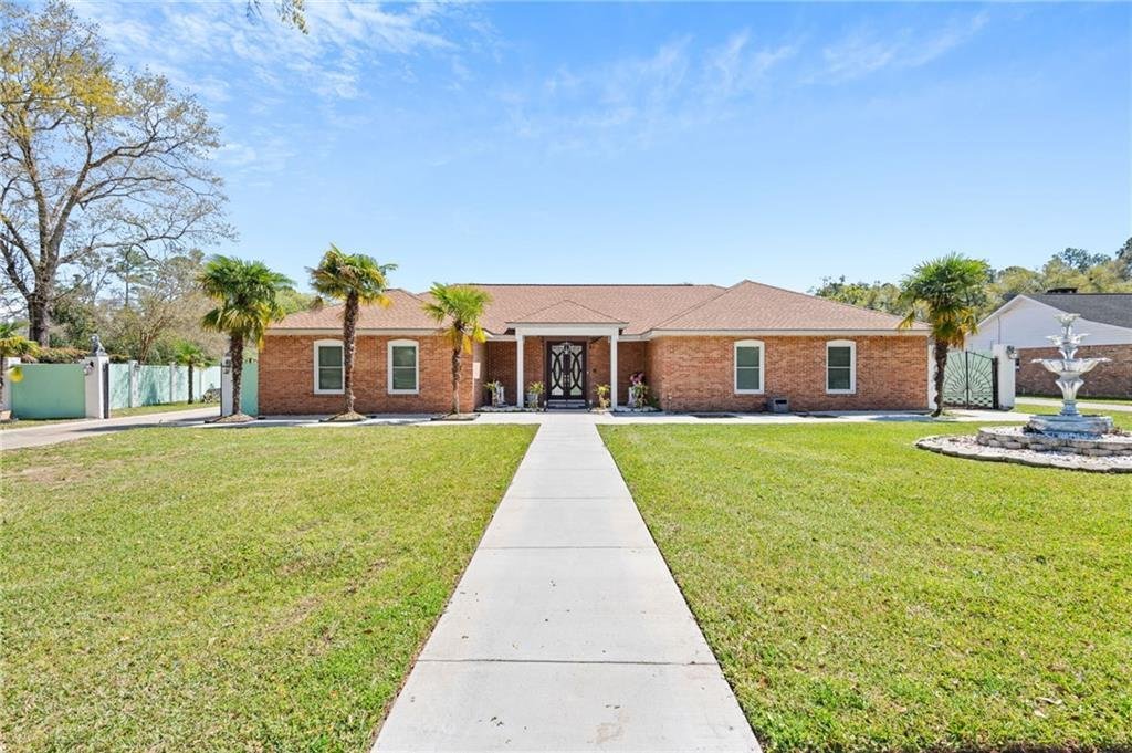 House in Mobile, Alabama, United States 1 - 17825482