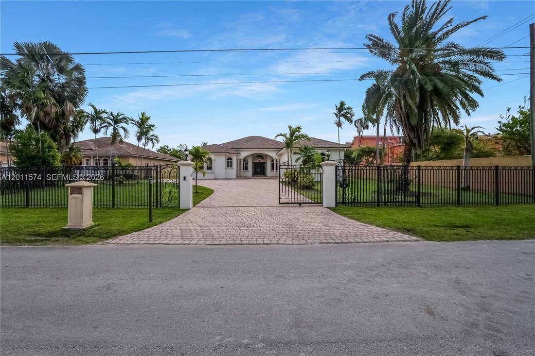 Maison à Miami, Floride, États-Unis 4 - 17824086