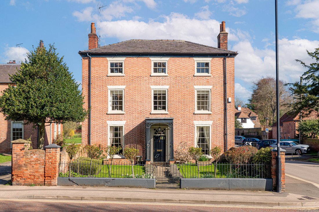 House in Southwell (Parish), England 1 - 17832133