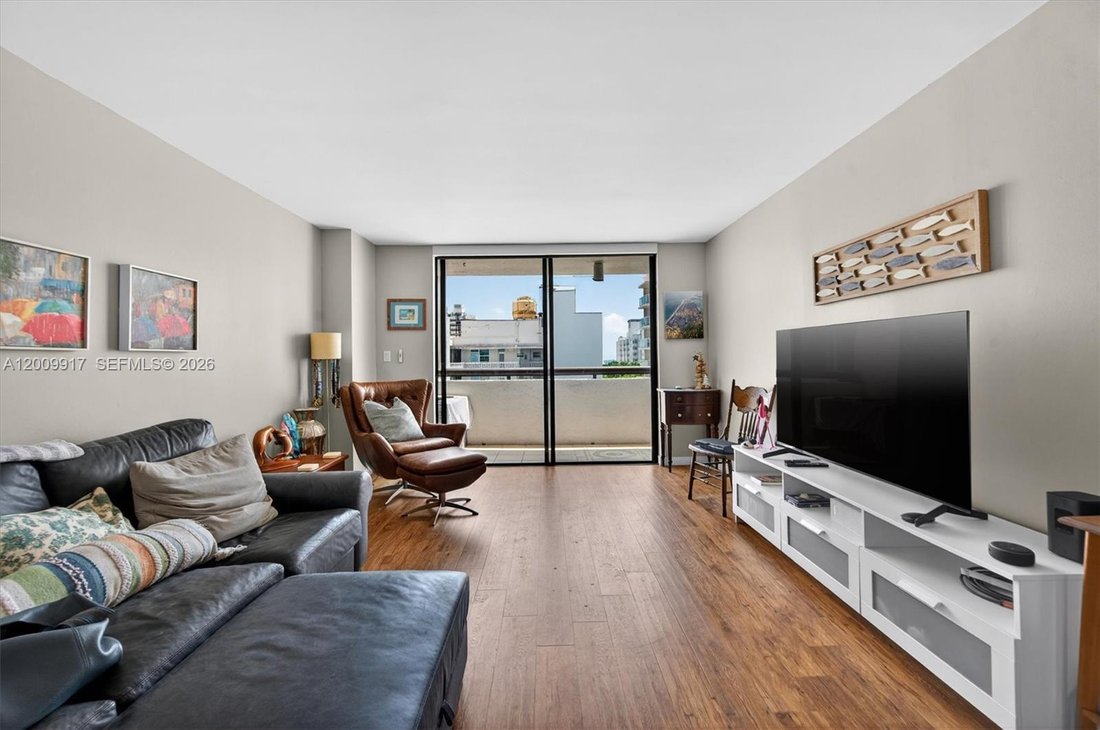 Condo in Miami Beach, Florida, United States 5 - 17820439