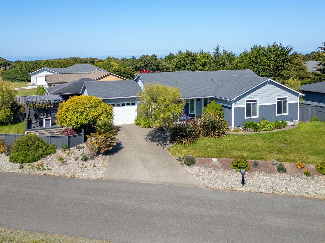 House in Bandon, Oregon, United States 1 - 17830534