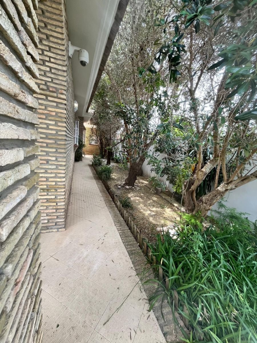 Villa in Chiclana de la Frontera, Andalusia, Spain 4 - 17827521