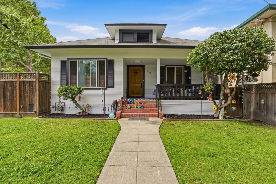 San Jose, California, United States 3 - 17822670