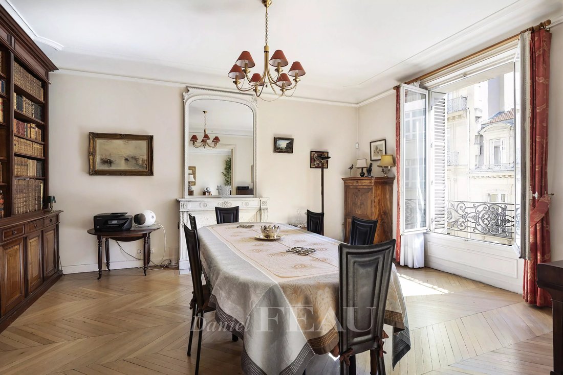 Appartamento a Mairie, Paris 8e Arrondissement, Parigi 4 - 17828468
