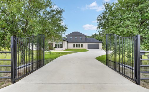 House in Pilot Point, Texas, United States 1