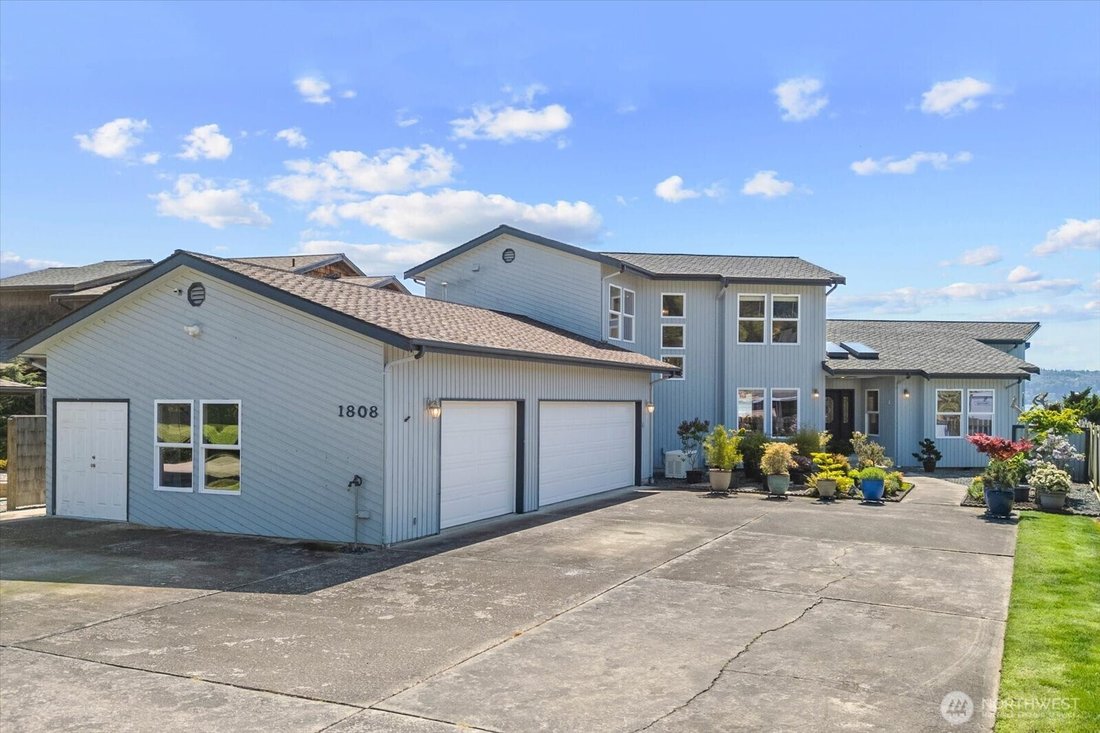 House in Oak Harbor, Washington, United States 4 - 17826309