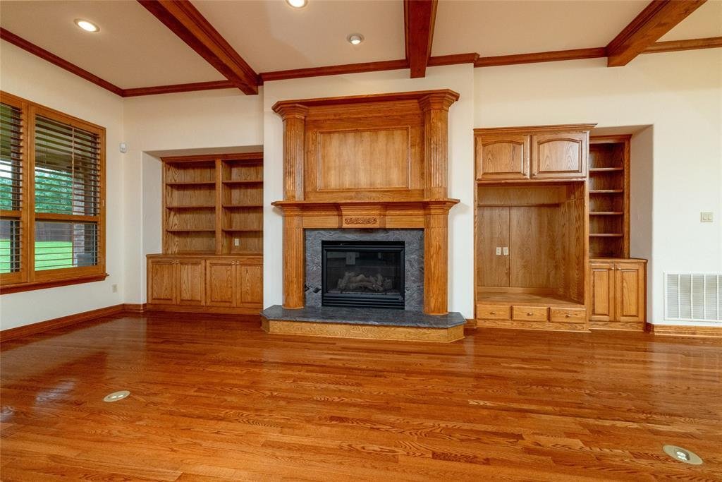 House in Weatherford, Texas, United States 4 - 17824793
