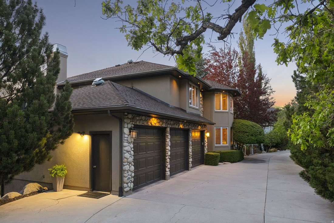 House in Sandy, Utah, United States 2 - 17819736