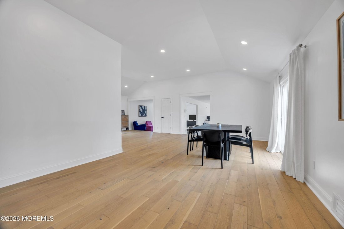 House in Colts Neck, New Jersey, United States 5 - 17824023