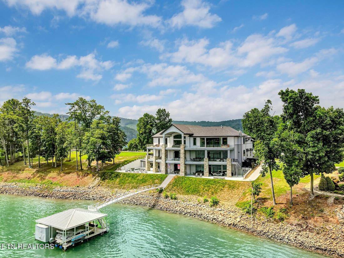 House in LaFollette, Tennessee, United States 1 - 17819587