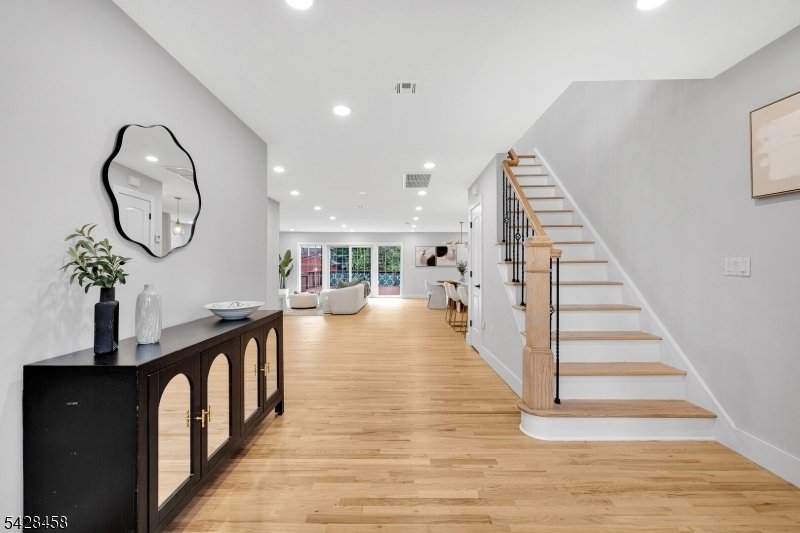 House in North Arlington, New Jersey, United States 3 - 17815240