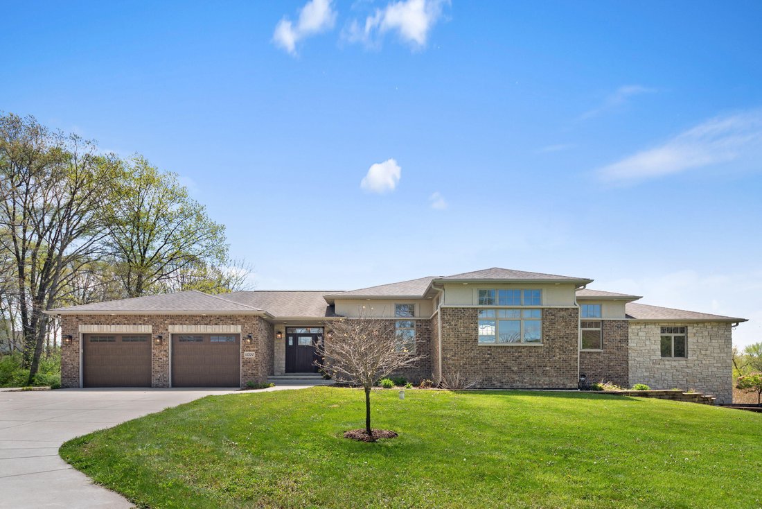 House in Crown Point, Indiana, United States 4 - 17819198