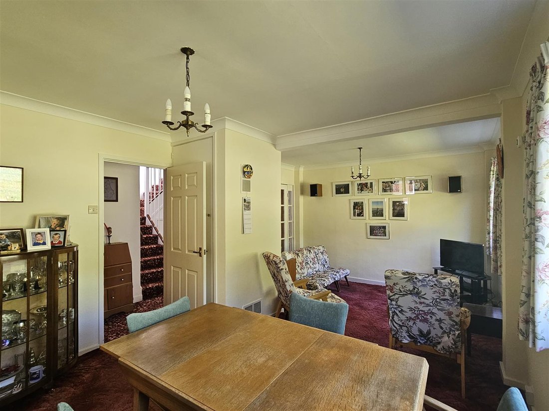 Casa en Hawks Hill, Fetcham, Inglaterra 4 - 17485435