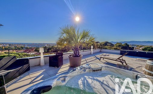 Apartment in Counillier Valescure, Frejus, France 1