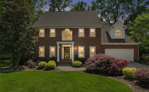 House in Jamestown, North Carolina, United States 1
