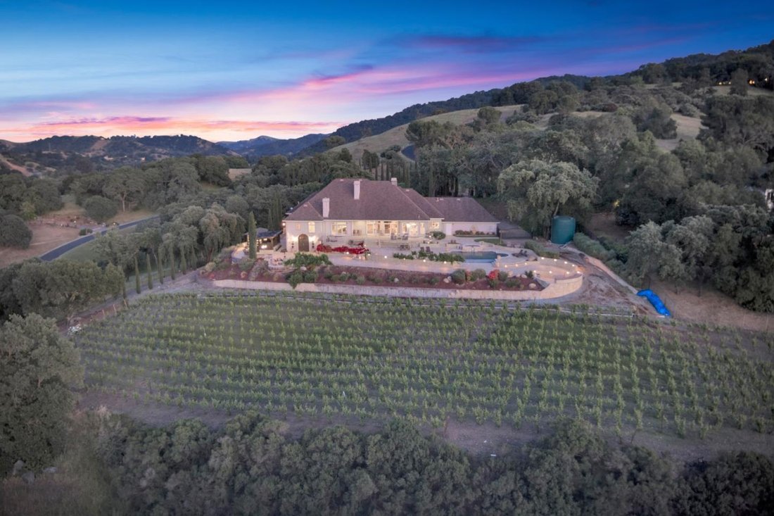 House in Morgan Hill, California, United States 1 - 17817857