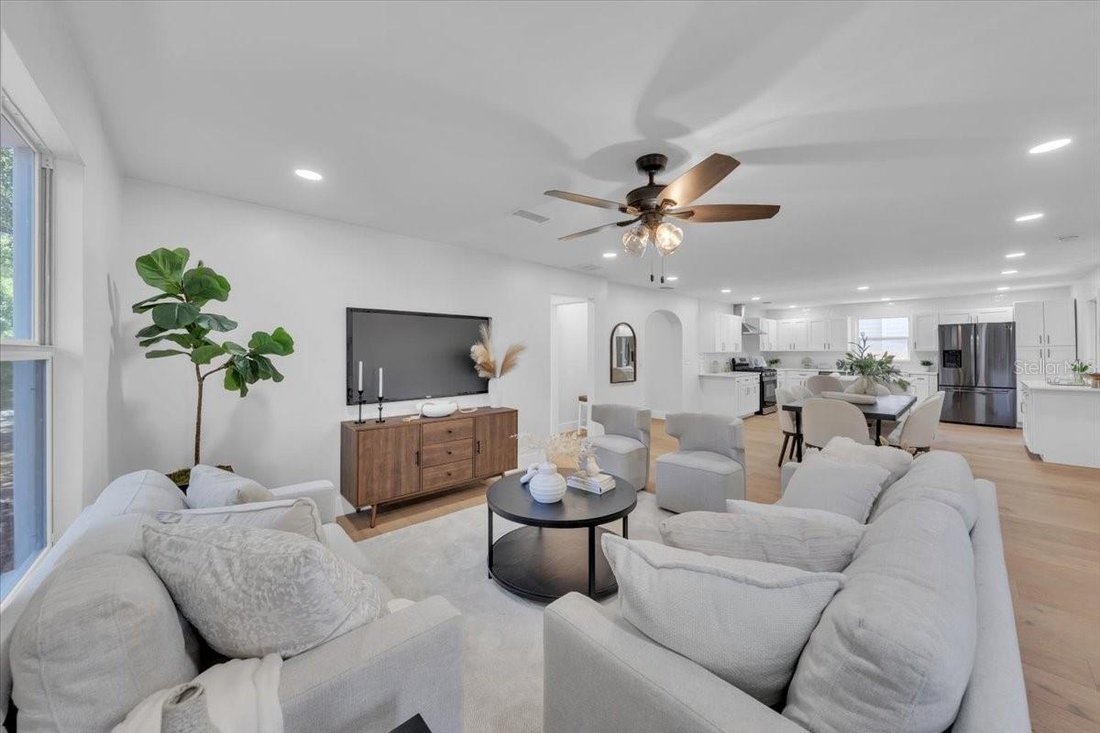 House in St. Petersburg, Florida, United States 2 - 17823403