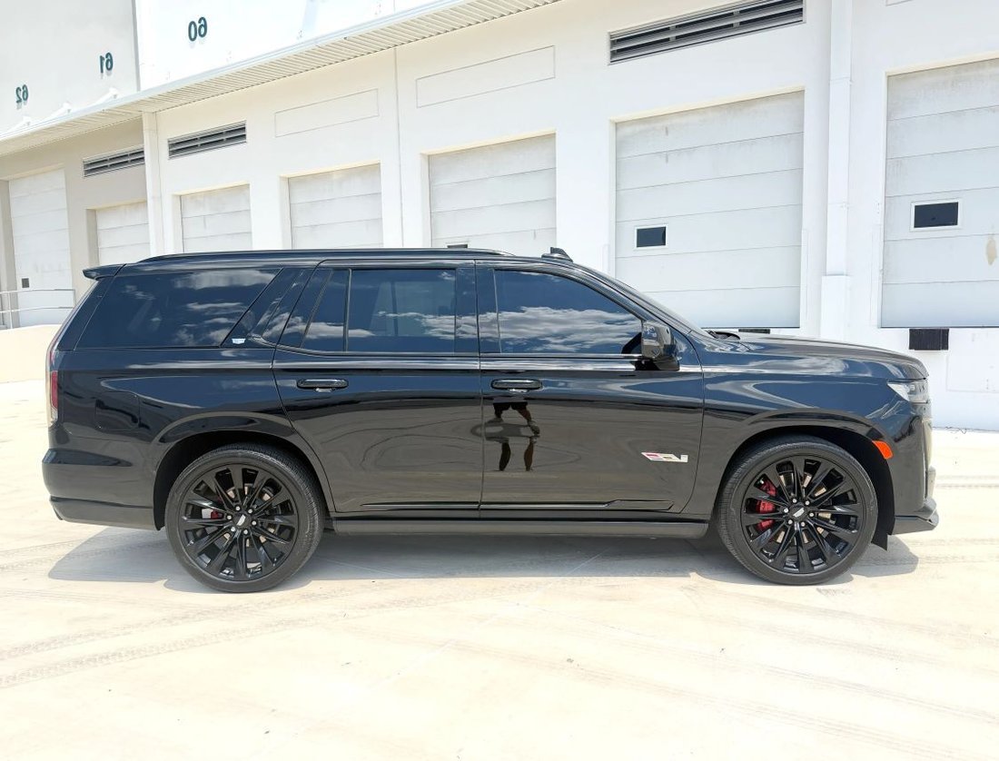Suv in Hollywood, FL, United States 2 - 17831011