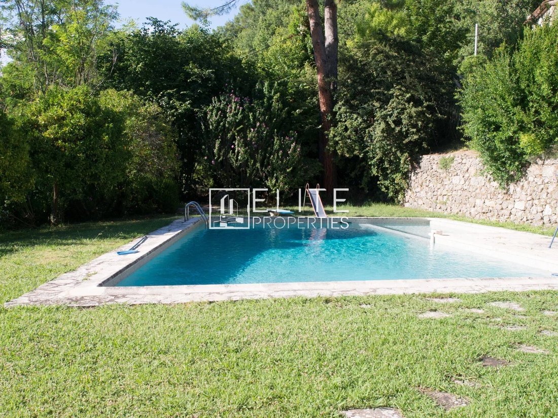 House in Grasse, Provence-Alpes-Côte d'Azur, France 4 - 17834216