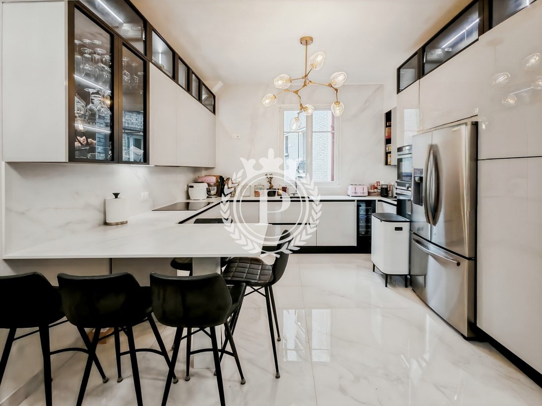 Apartment in Thiers, Le Raincy, France 5 - 16576022